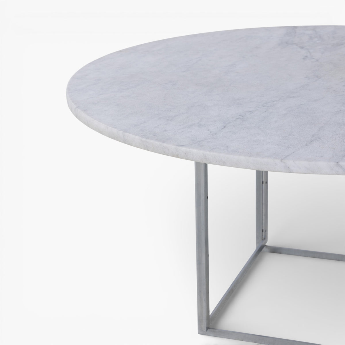 PK 54 - Spisebord m. flintrullet marmor