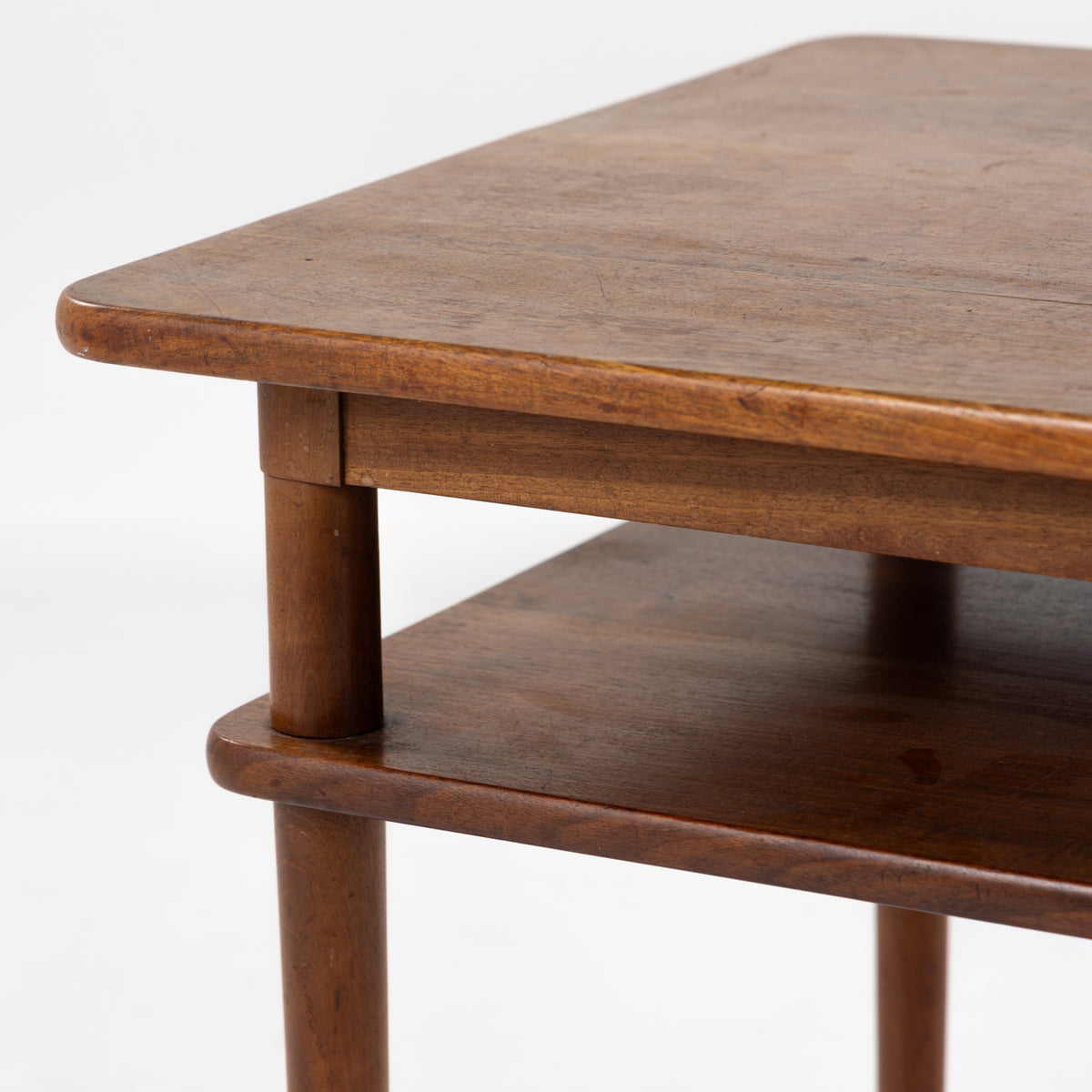 Square coffee table in solid mahogany