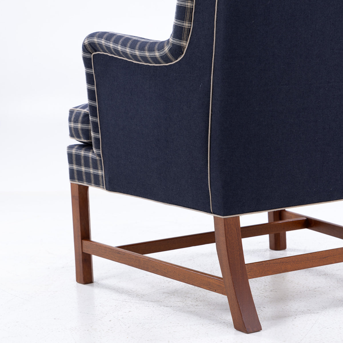 KK 6212 - Wingback chair in Cotil fabric