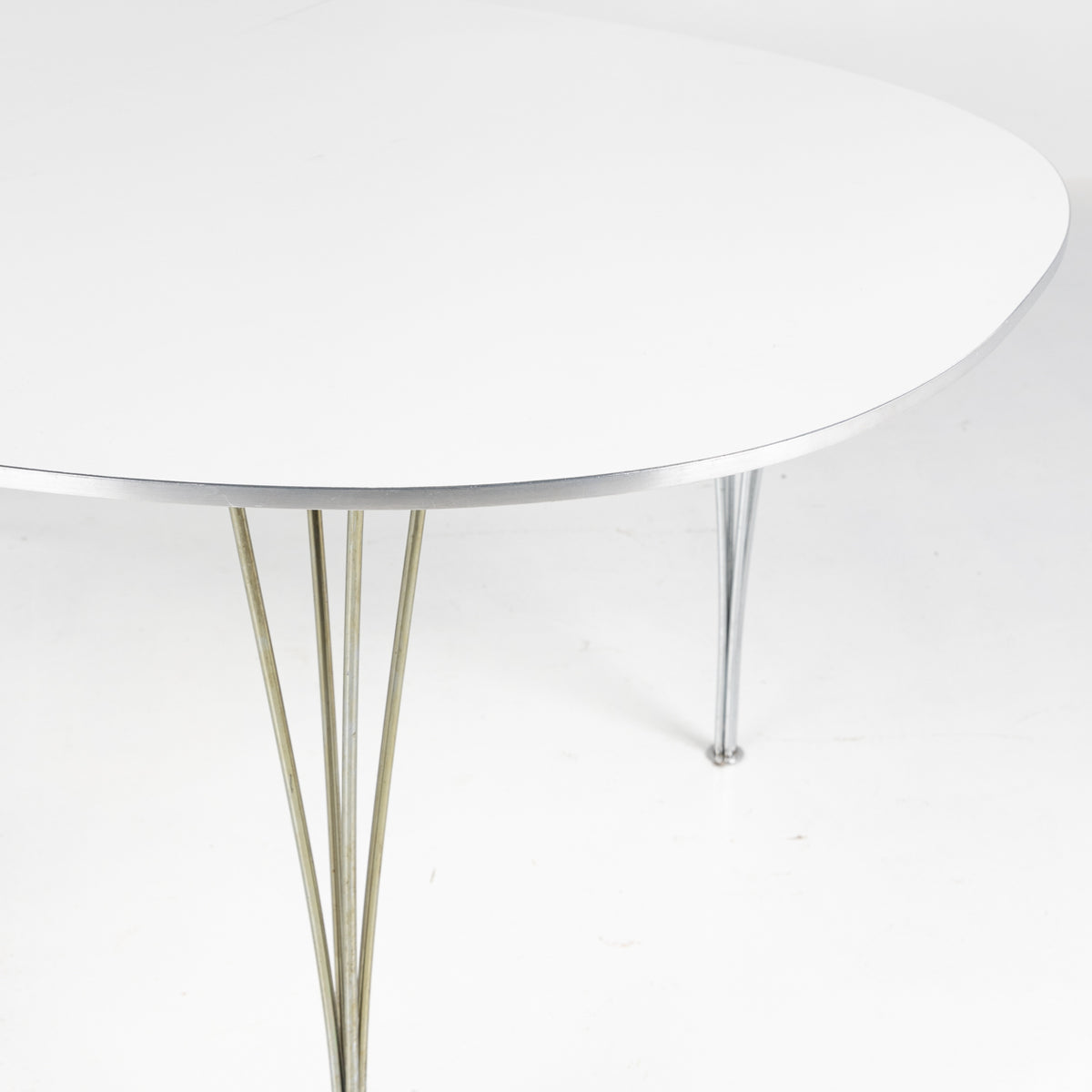 Superellipse dining table in white laminate
