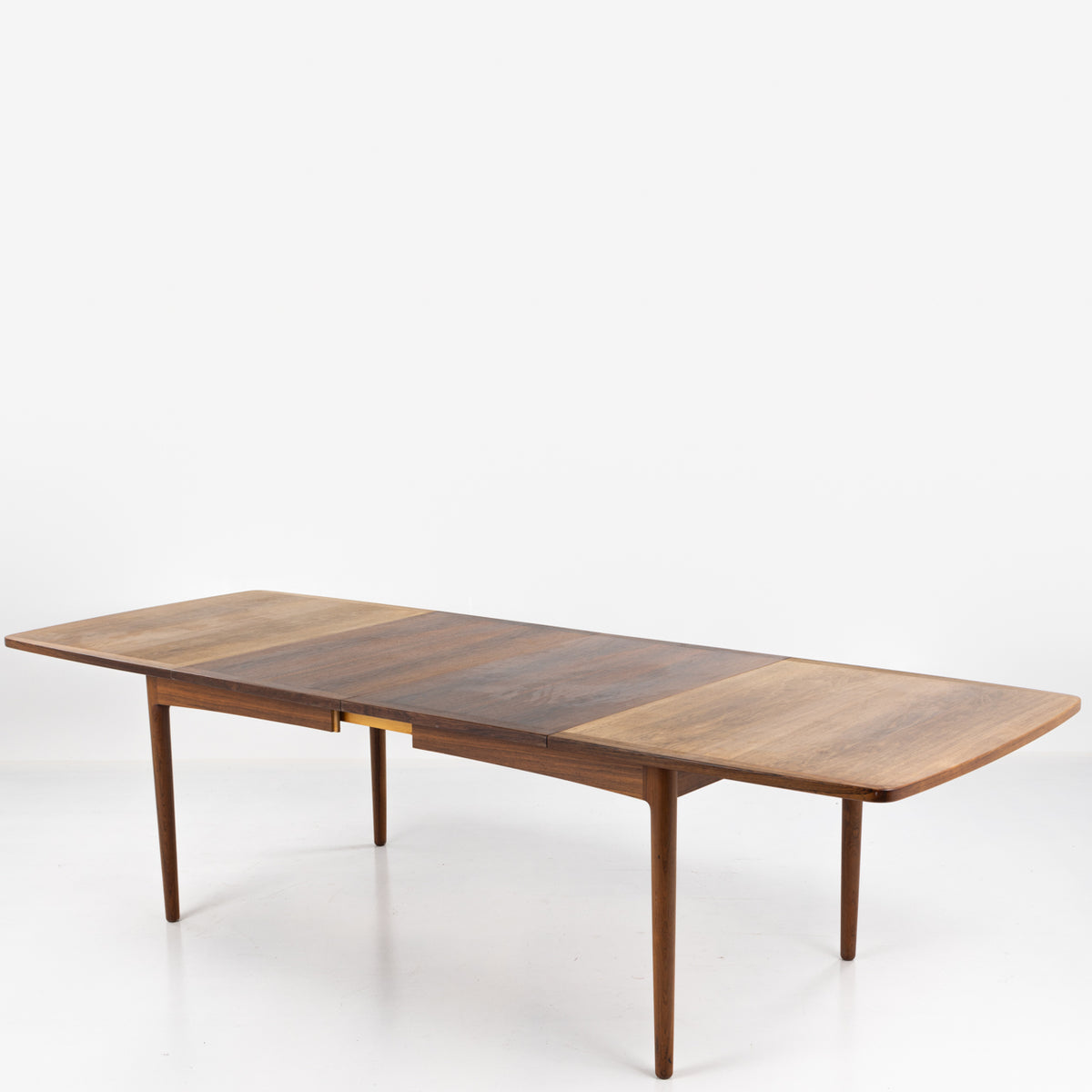 Dining table in rosewood