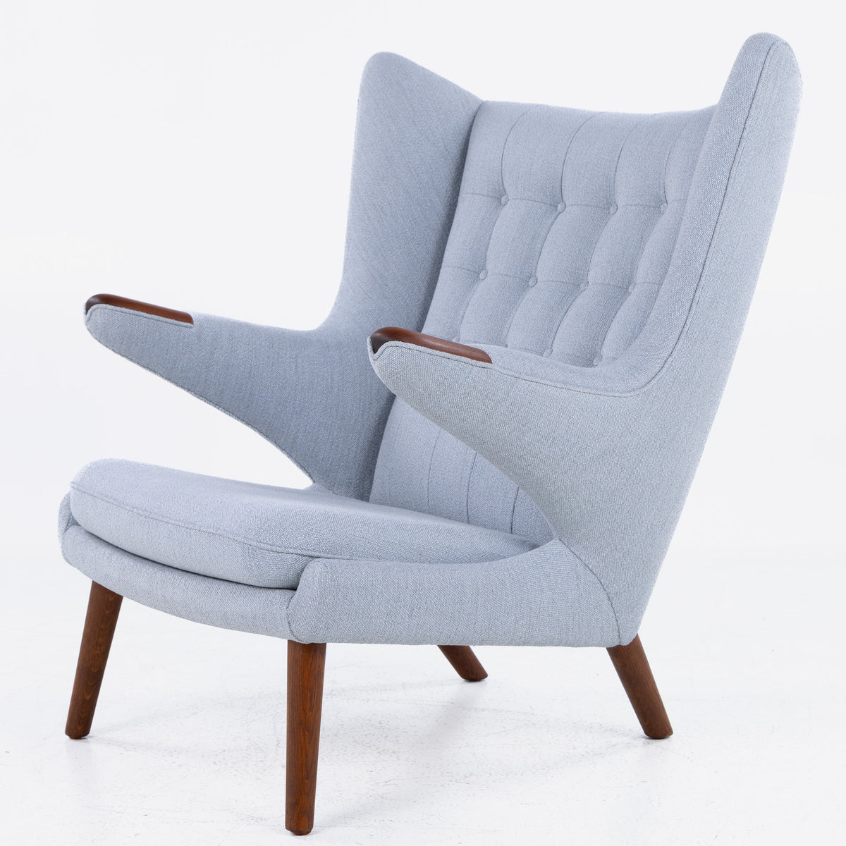 AP 19 - Papa Bear Chair w. stool in Ecriture fabric