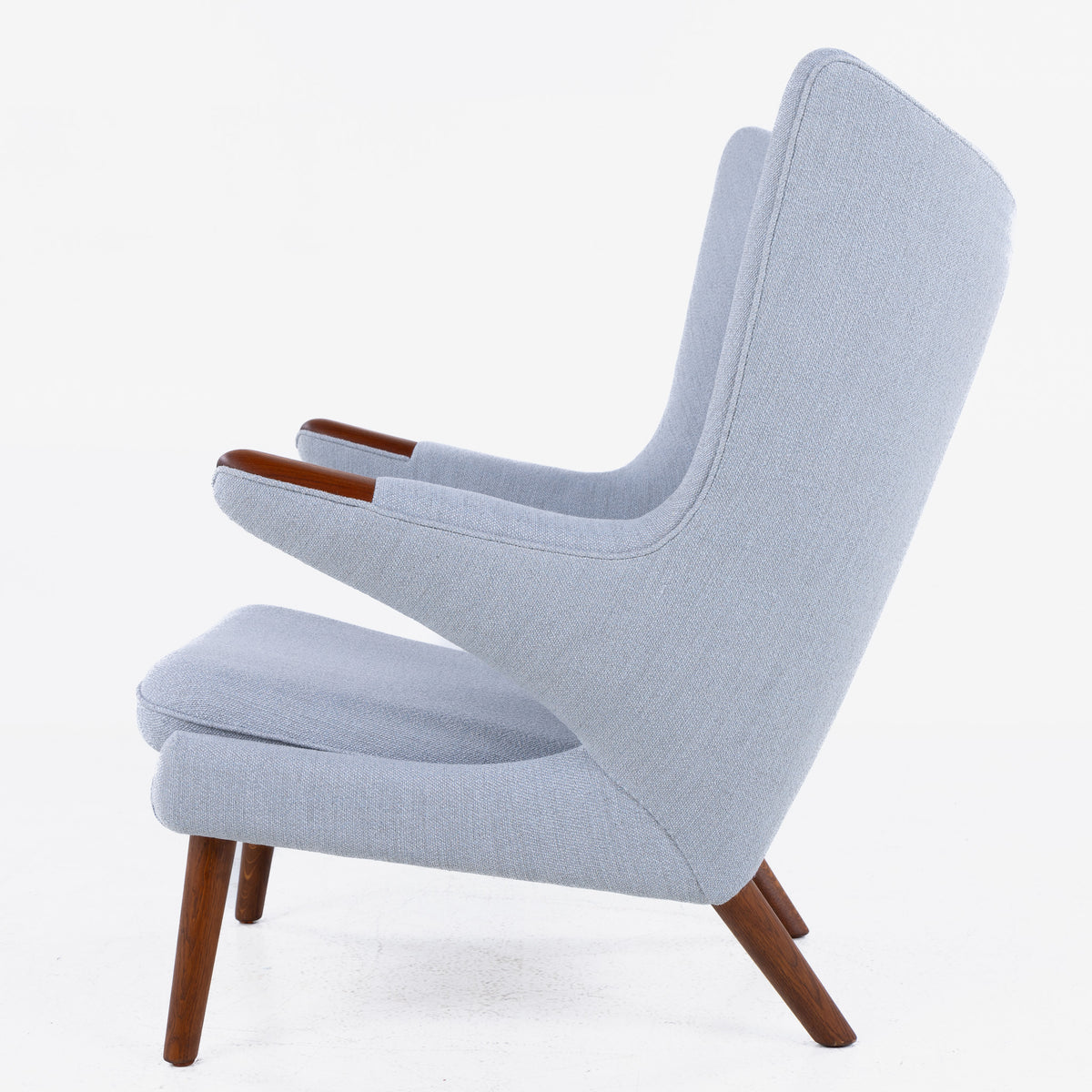 AP 19 - Papa Bear Chair w. stool in Ecriture fabric