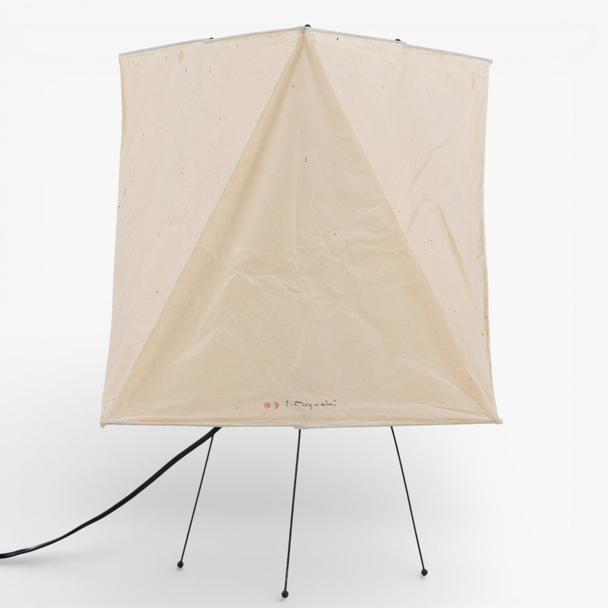 Table lamp in washi paper