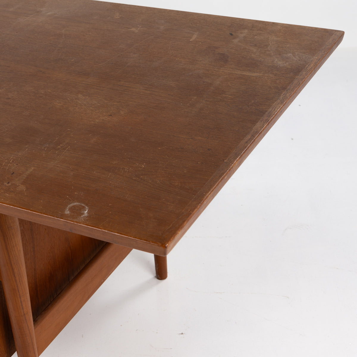 Model 216 - Skrivebord i teak