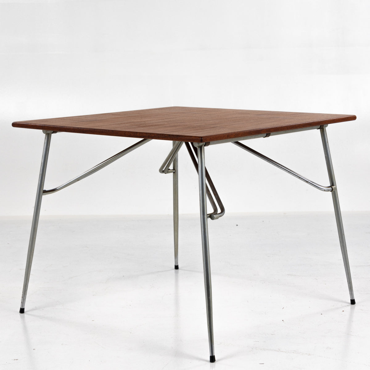 Spisebord i teak