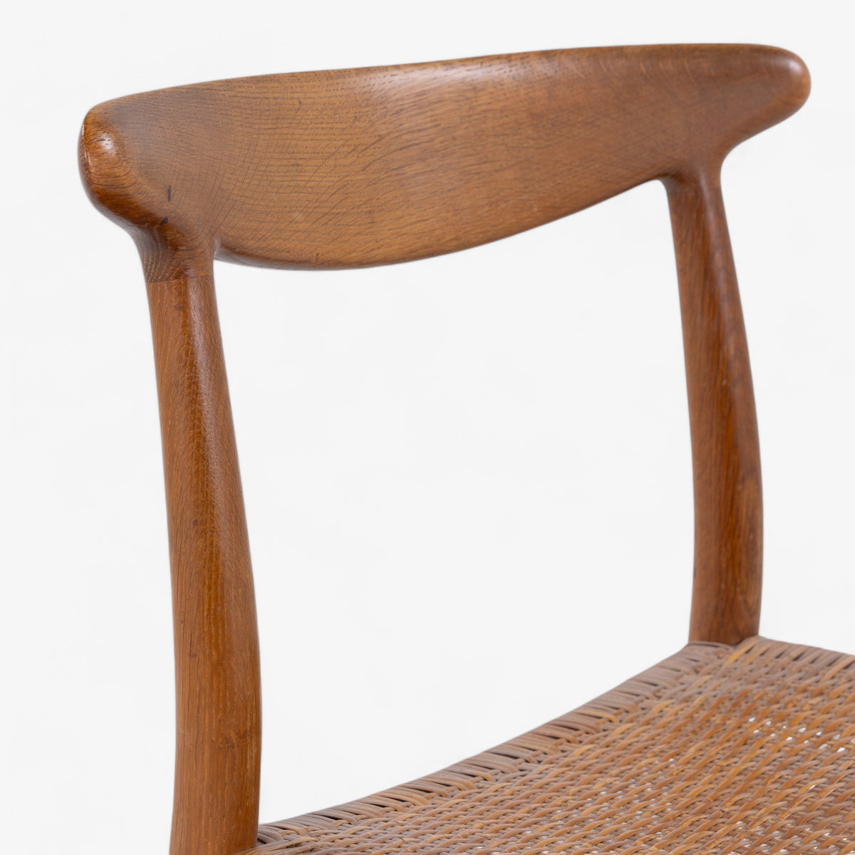 W2 - Dining chair in oak