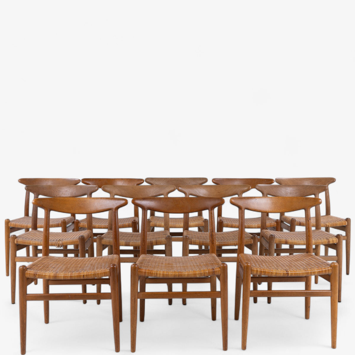 W2 - Dining chair in oak