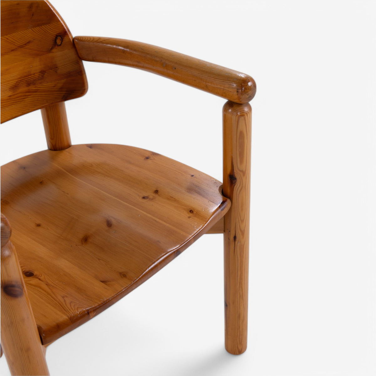 Set of 4 pine dining chairs