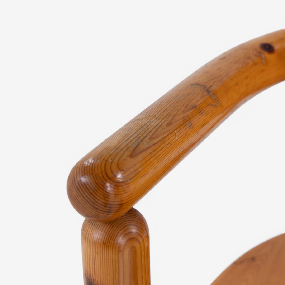 Set of 4 pine dining chairs