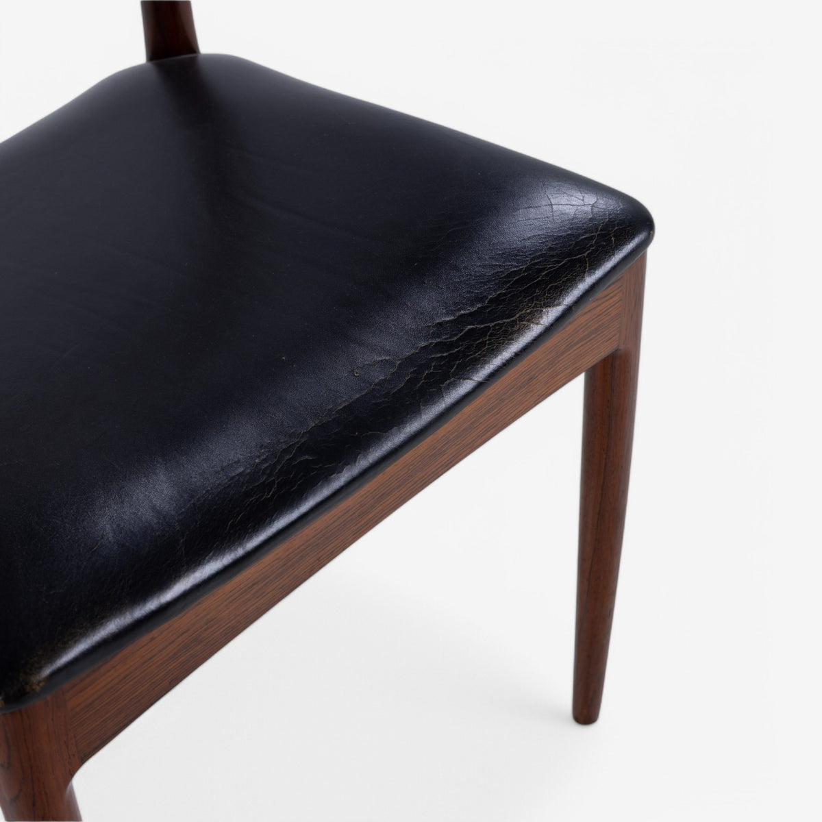 Dining chair in rosewood
