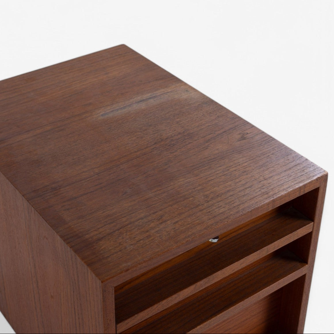 Filing cabinet in teak