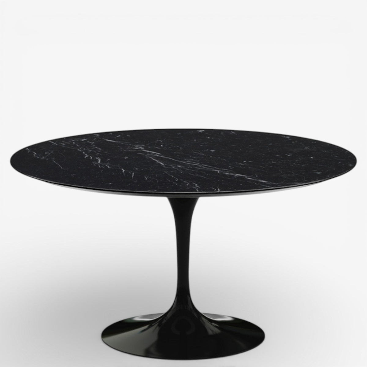 Saarinen Round' marble dining table