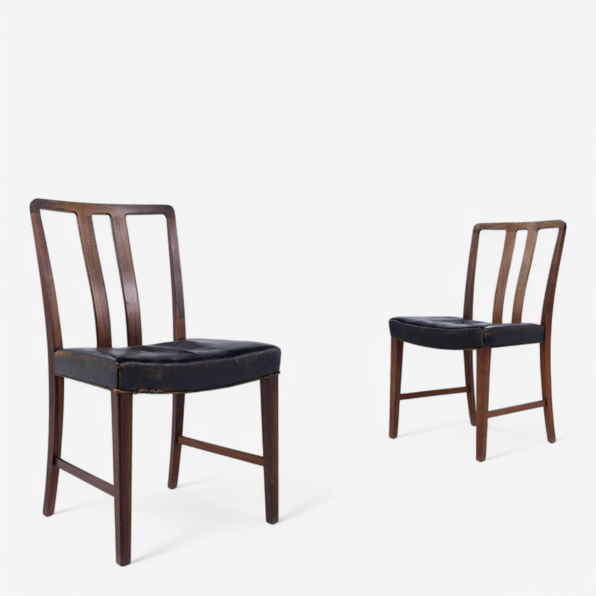 Dining chair in rosewood