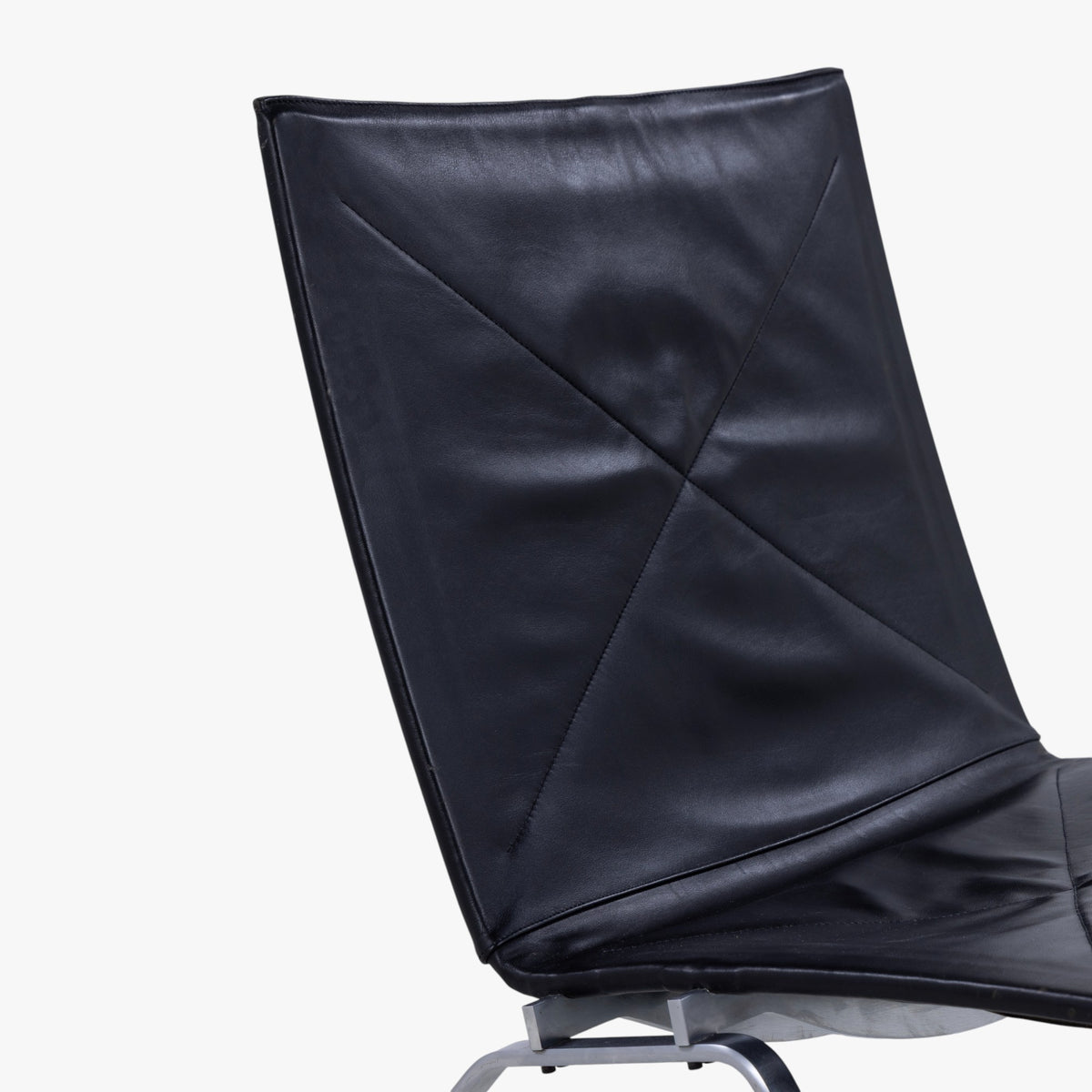 PK 22 - Easy chair in original leather