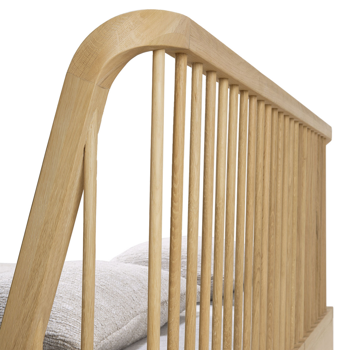 Oak Spindle' bed frame