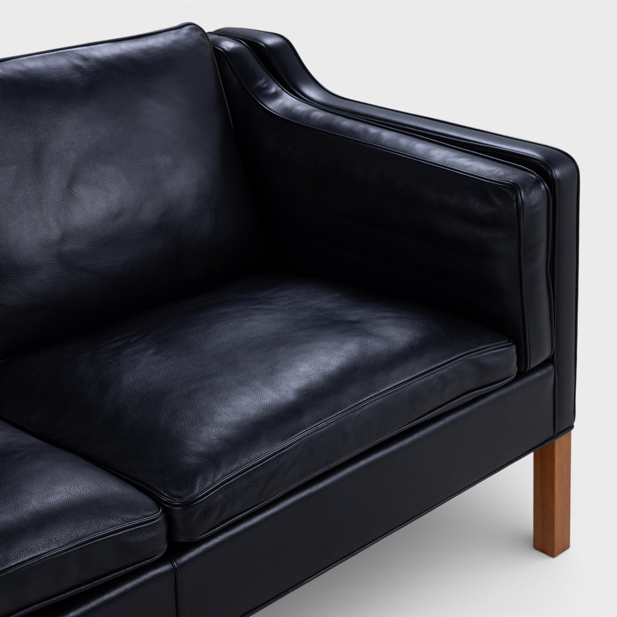 BM 2213 - 3-seater sofa in black leather