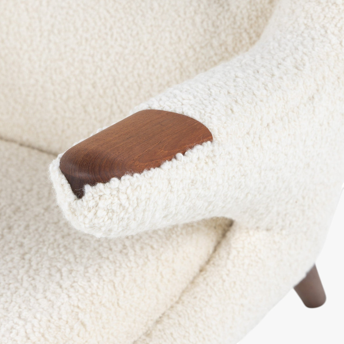 AP 19 - Ompolstret Bamsestol i Alpaca-uld (Artemidor 001)