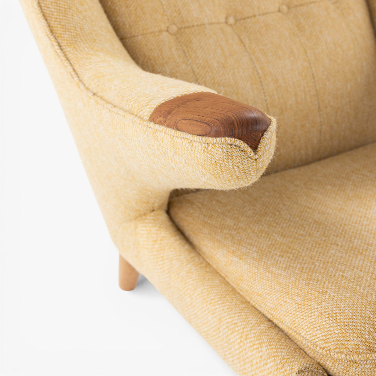 AP 19 - Ompolstret Bamsestol i tekstil (Color 10 - 0101)