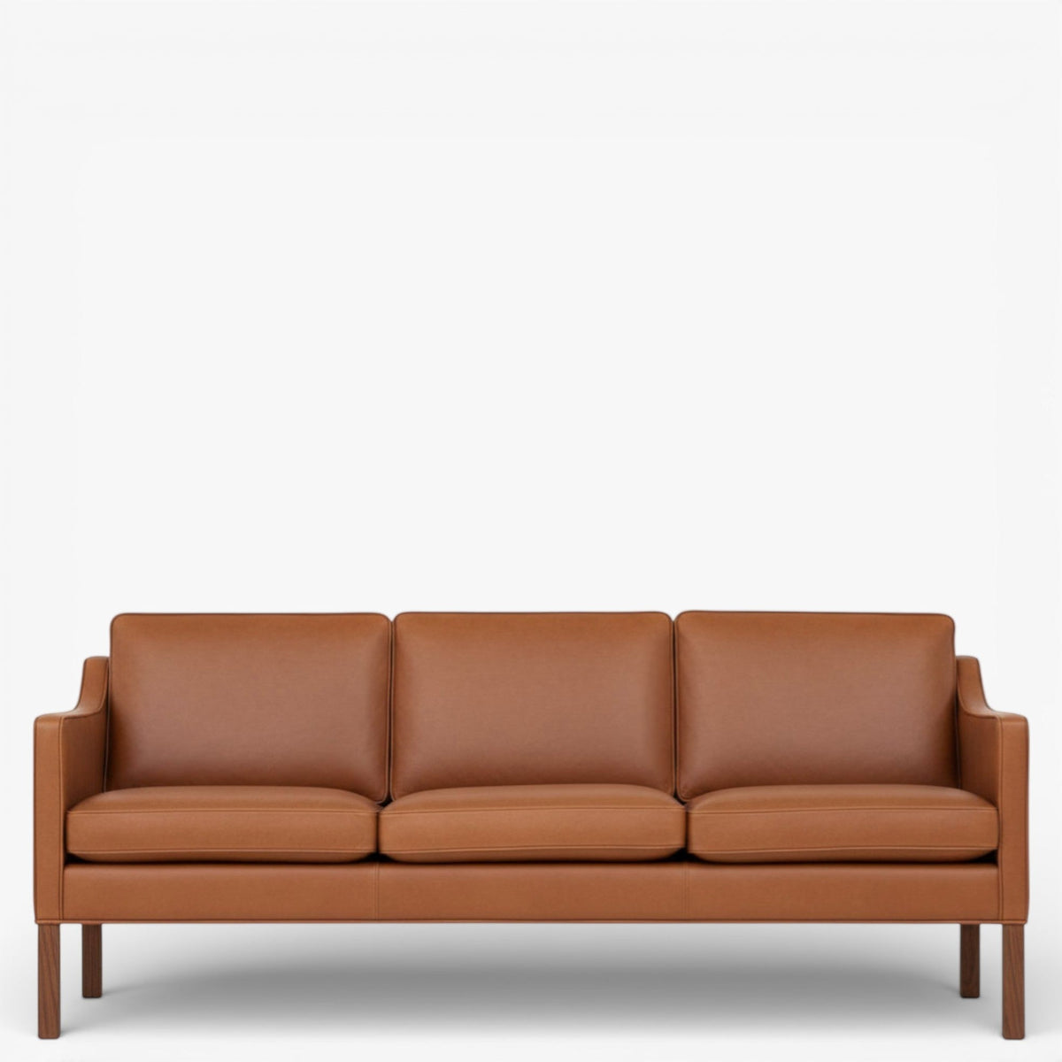 BM 2323 – Ompolstret 3 pers. sofa i dækfarvet læder (Cognac)