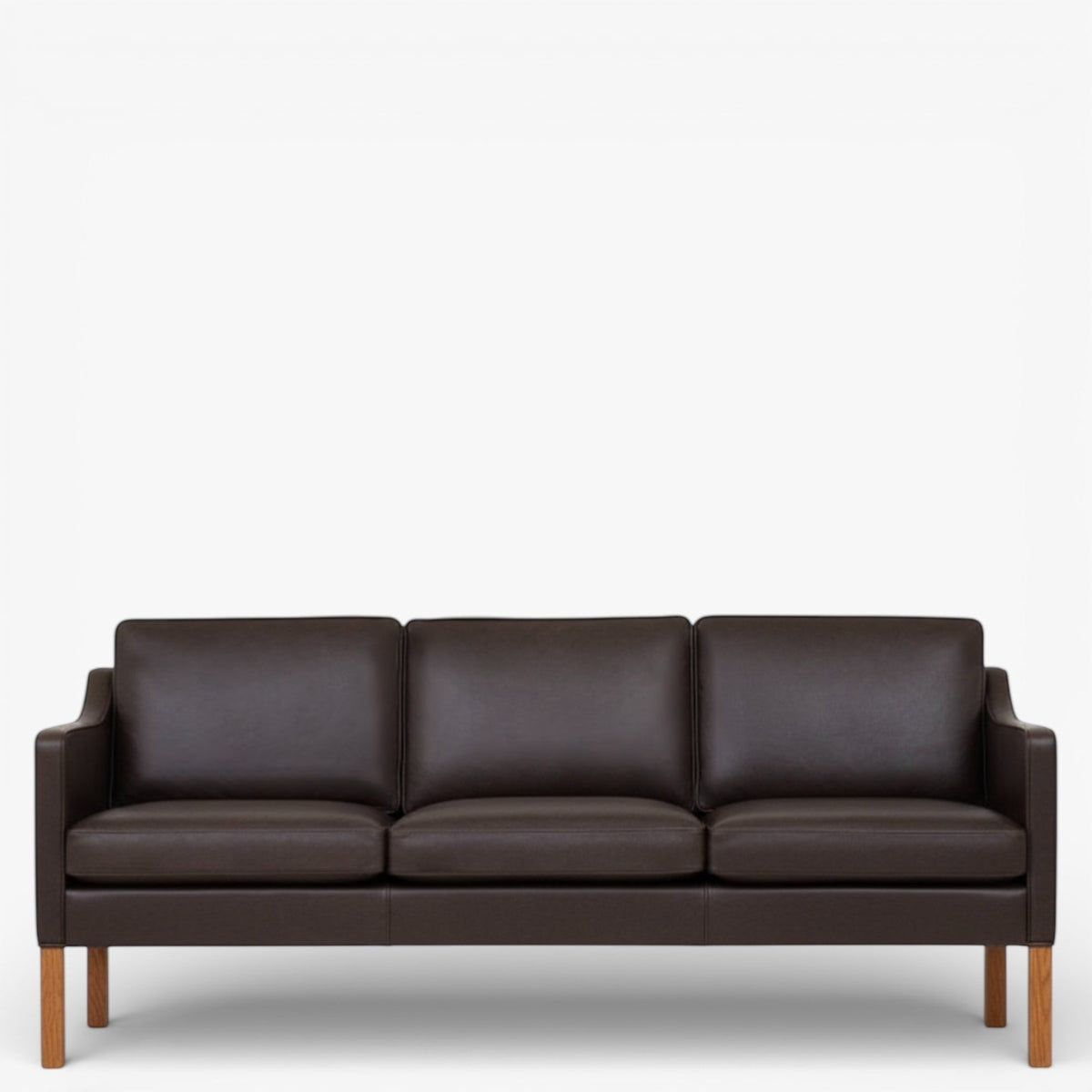 BM 2323 – Ompolstret 3 pers. sofa i anilinlæder (Mocca)