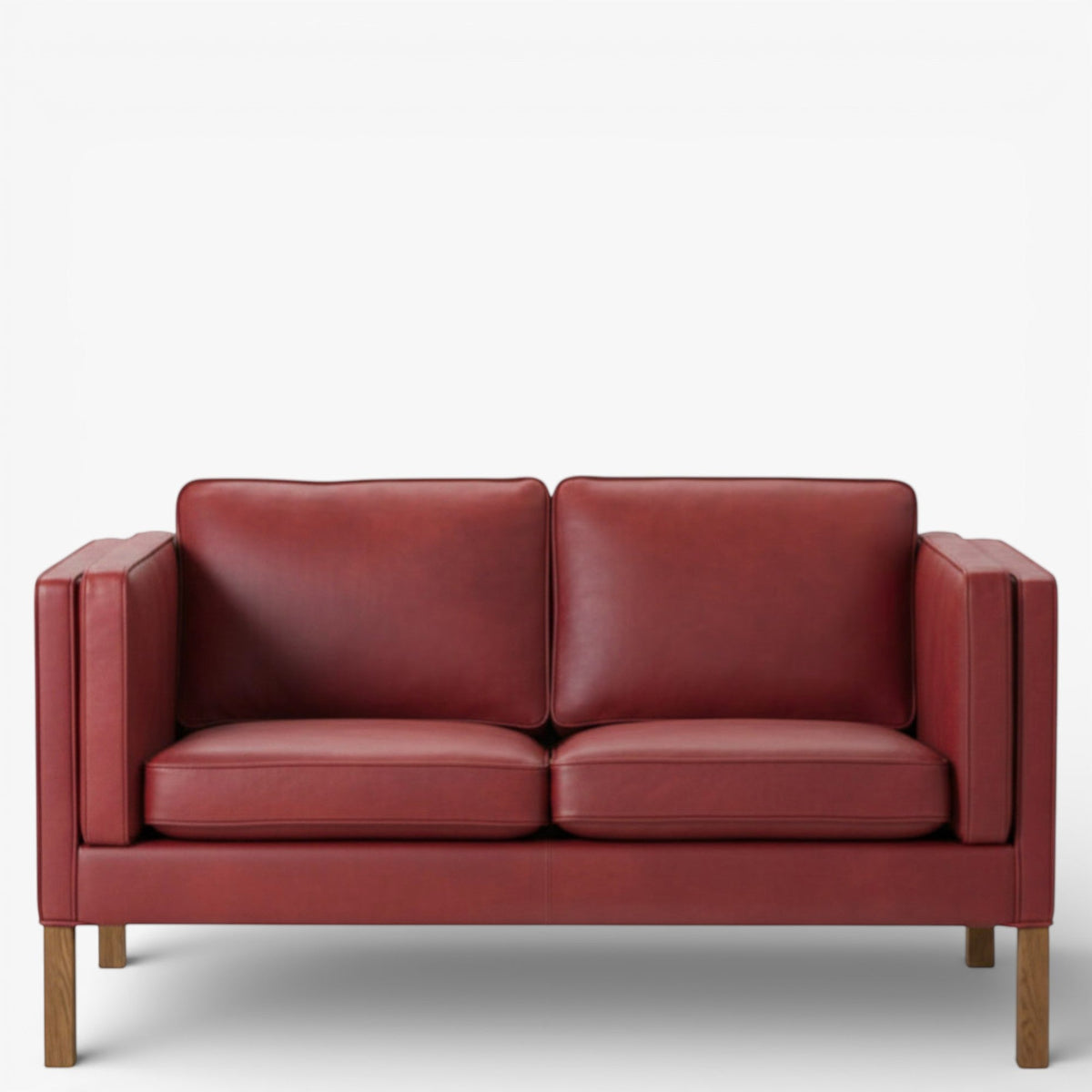 BM 2332 – Ompolstret 2 pers. sofa i dækfarvet læder (Indian Red)