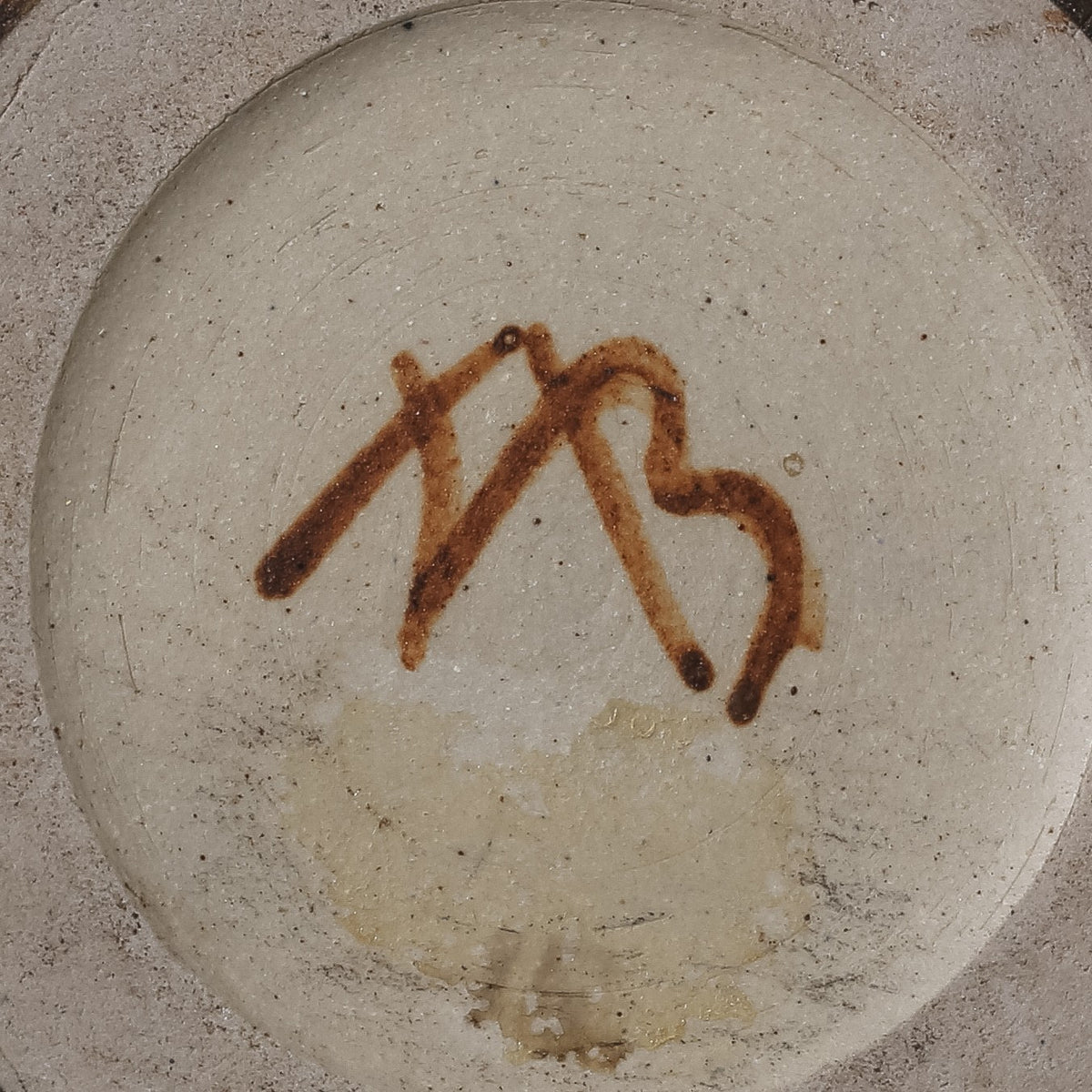 Ice bucket in stoneware