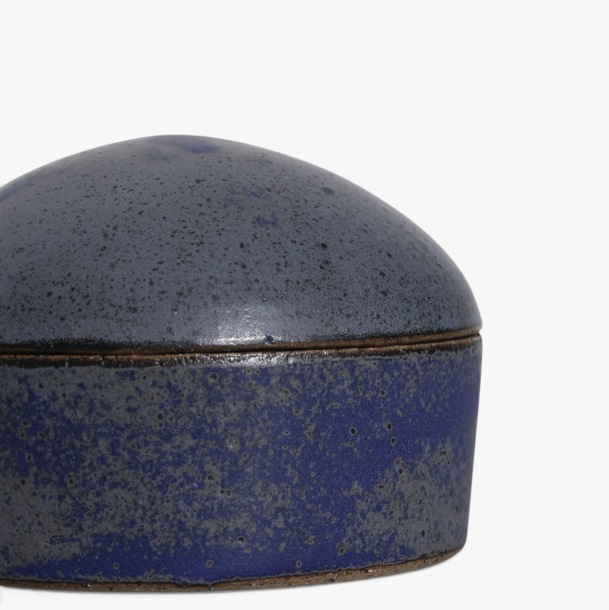 Jar in stoneware