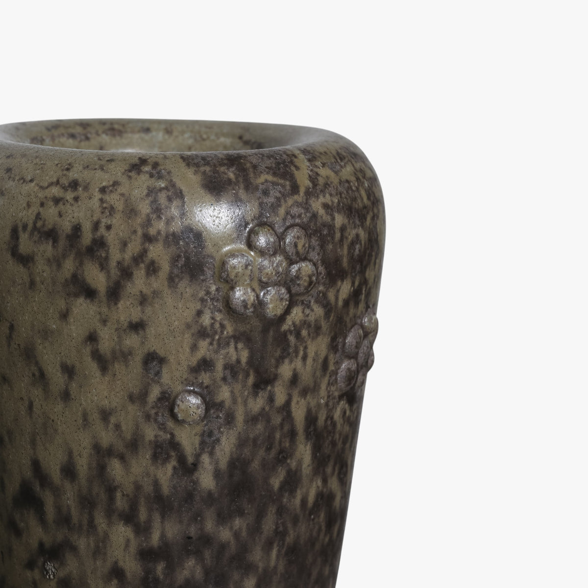 Vase i stentøj