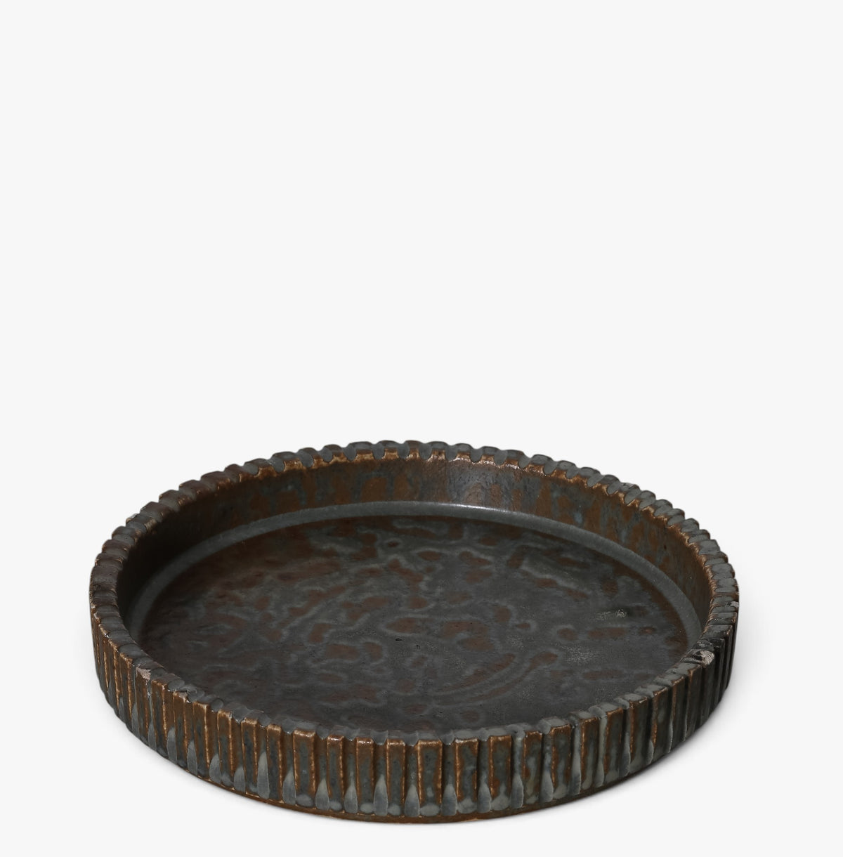 Dish in stoneware