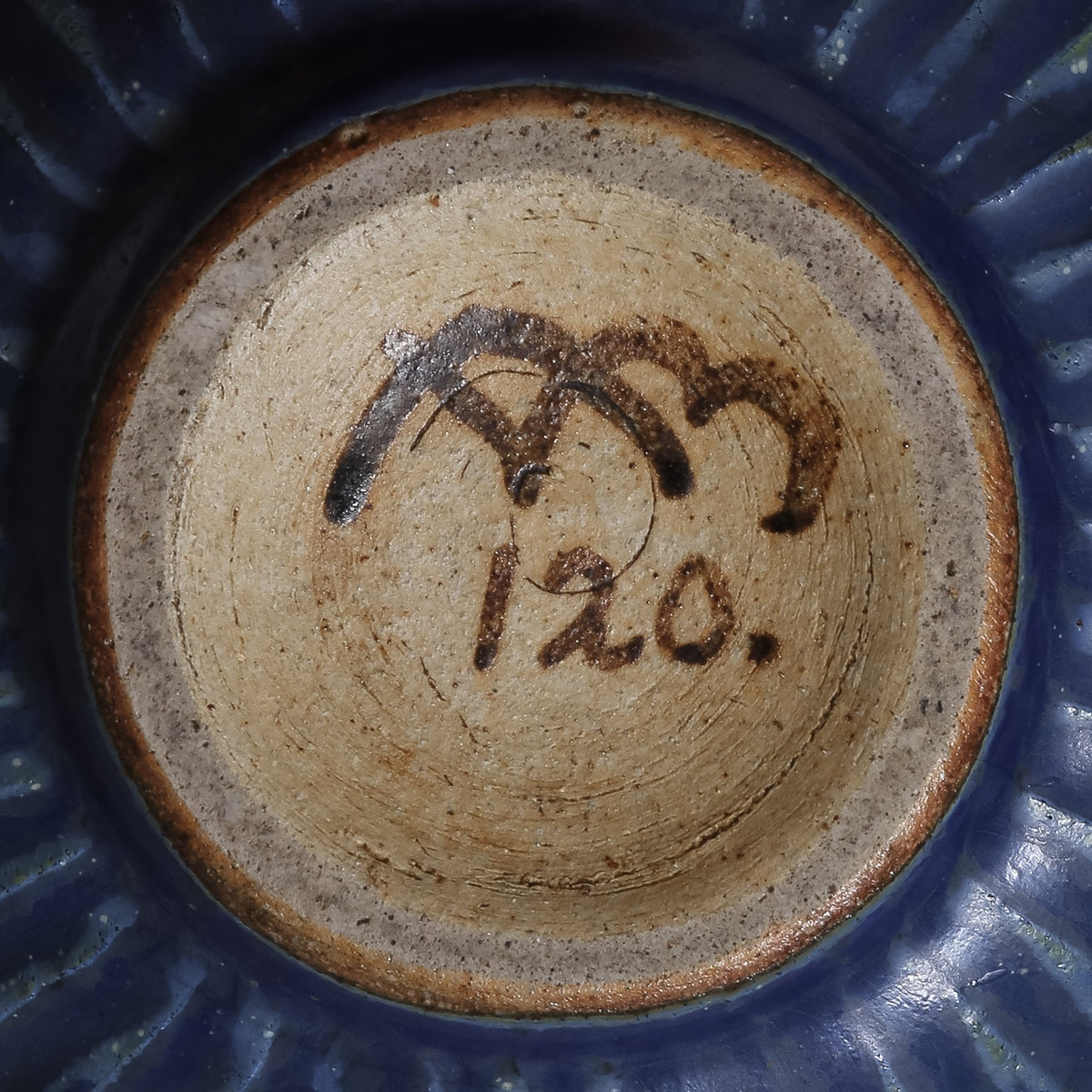Lidded jar in stoneware