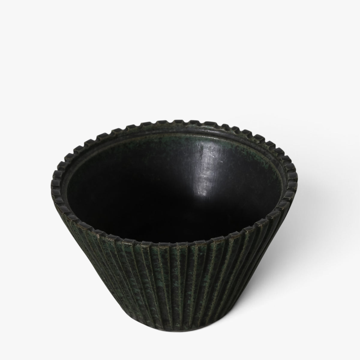 Lidded jar in stoneware
