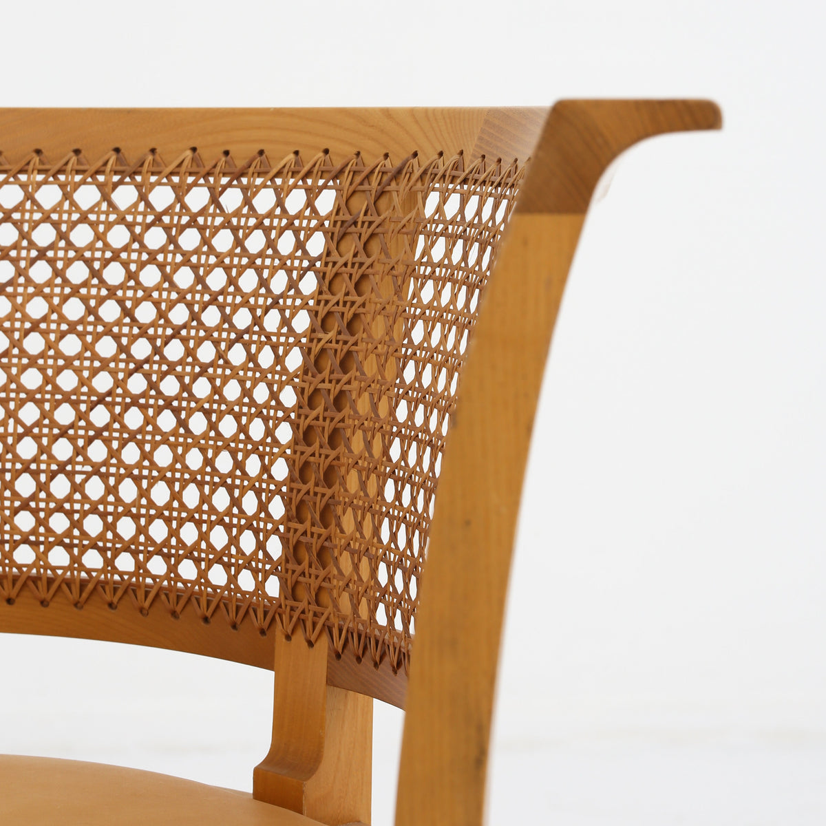 Model 9662 - 'Faaborg' chair in elm