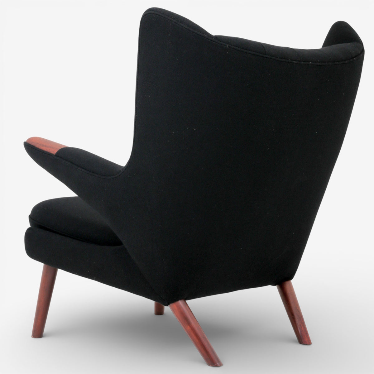 AP 19 - Papa Bear Chair in black wool