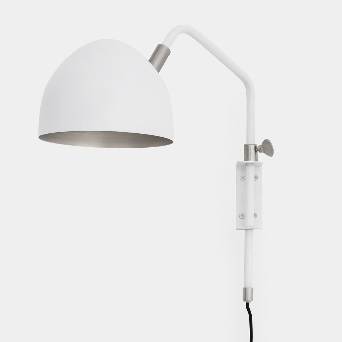 Studio - Wall light in metal (white)