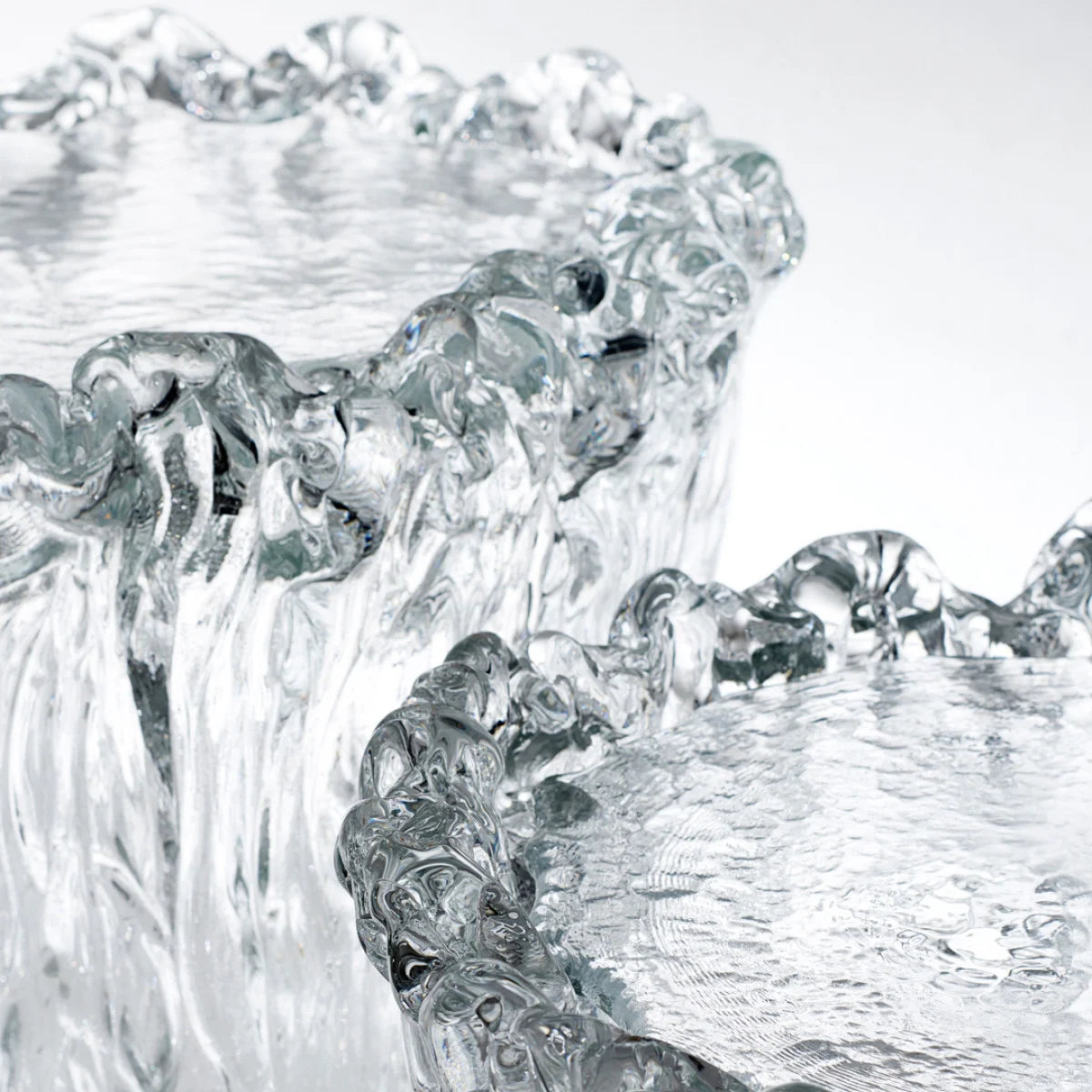 Fountain' side table in glass