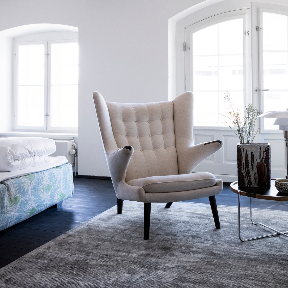 AP 19 - Papa Bear Chair in textile & leather