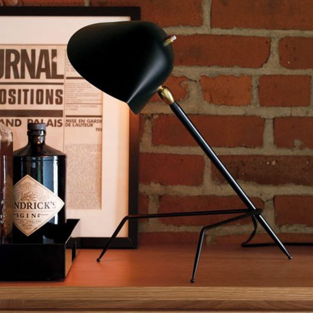 Tripod' -  Desk lamp in black metal