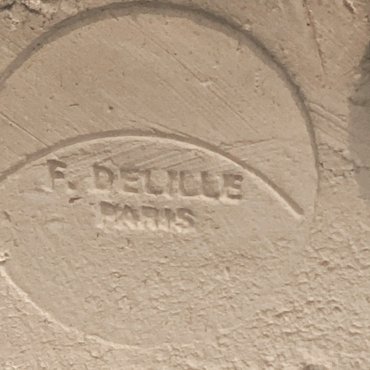 Sculpture in stoneware