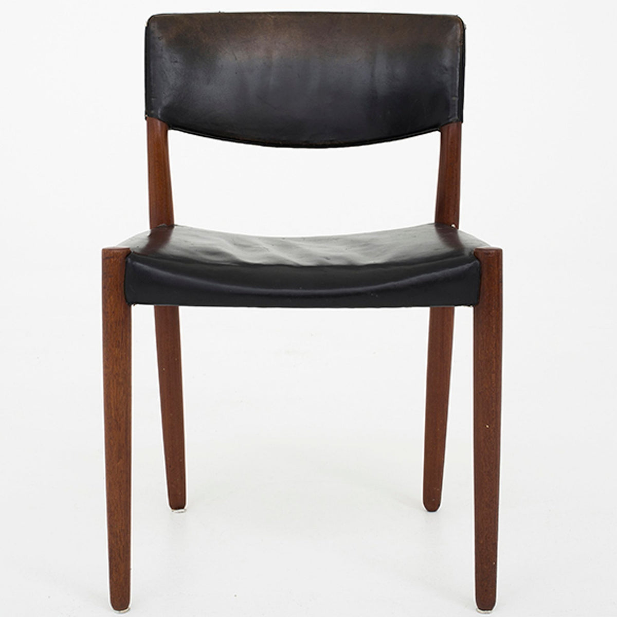 Dining chair in teak