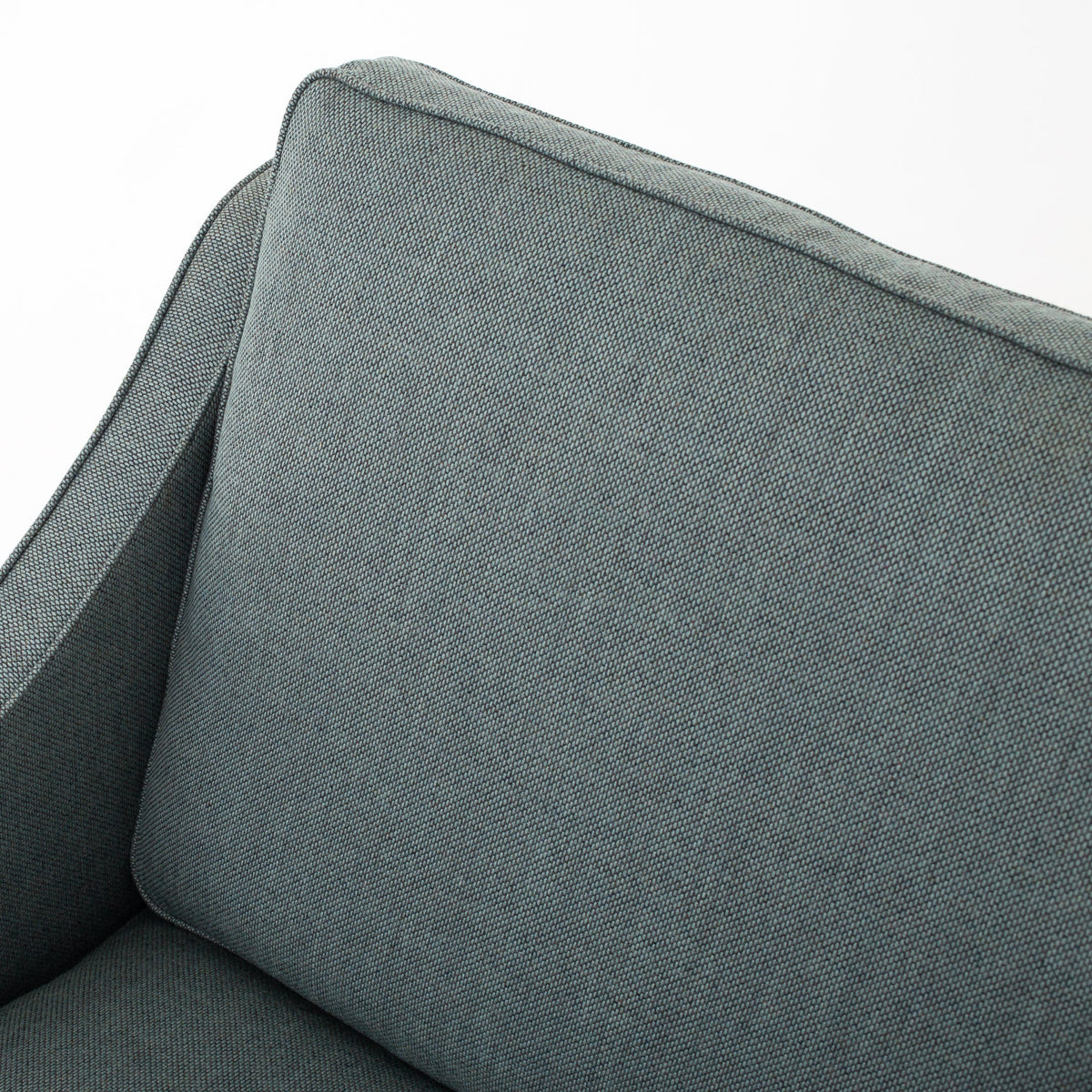 BM 2207 - Easy chair in new fabric
