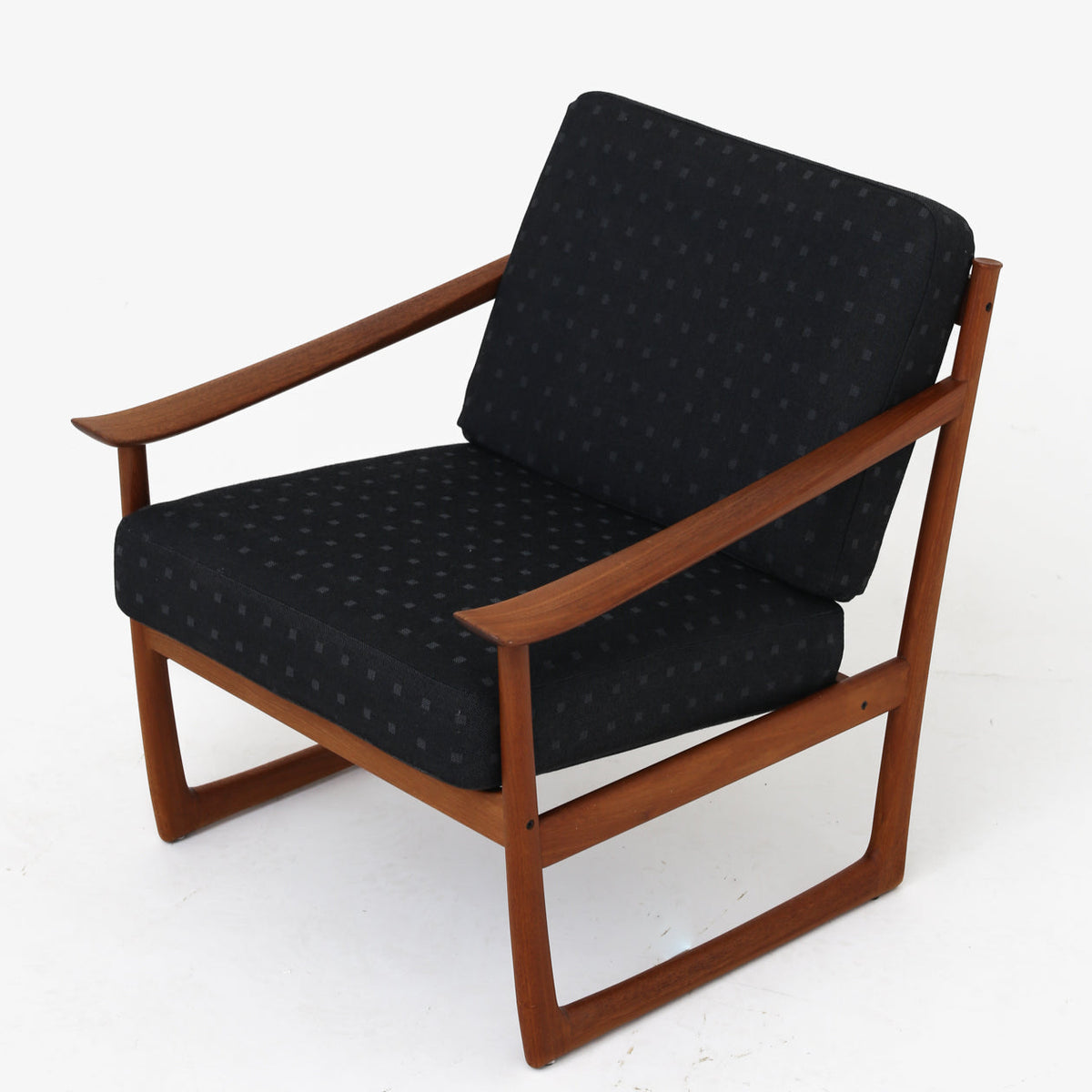 FD 130 - Easy chair in teak