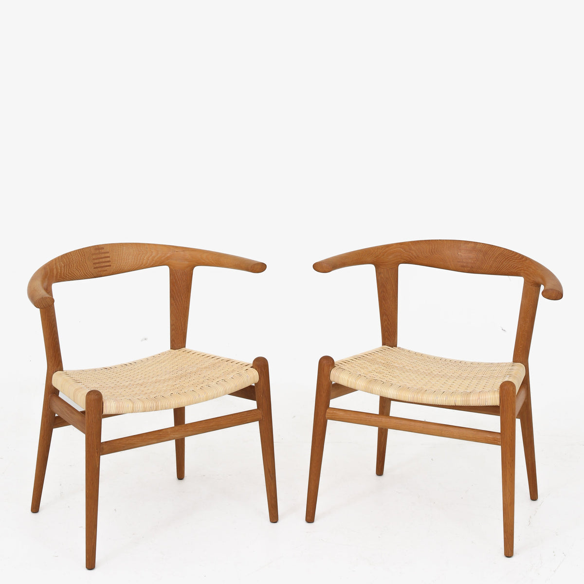JH 518 - 'Bull Chair' in oak