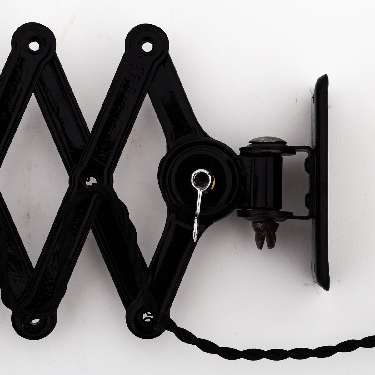 6718 - Scissor lamp in metal