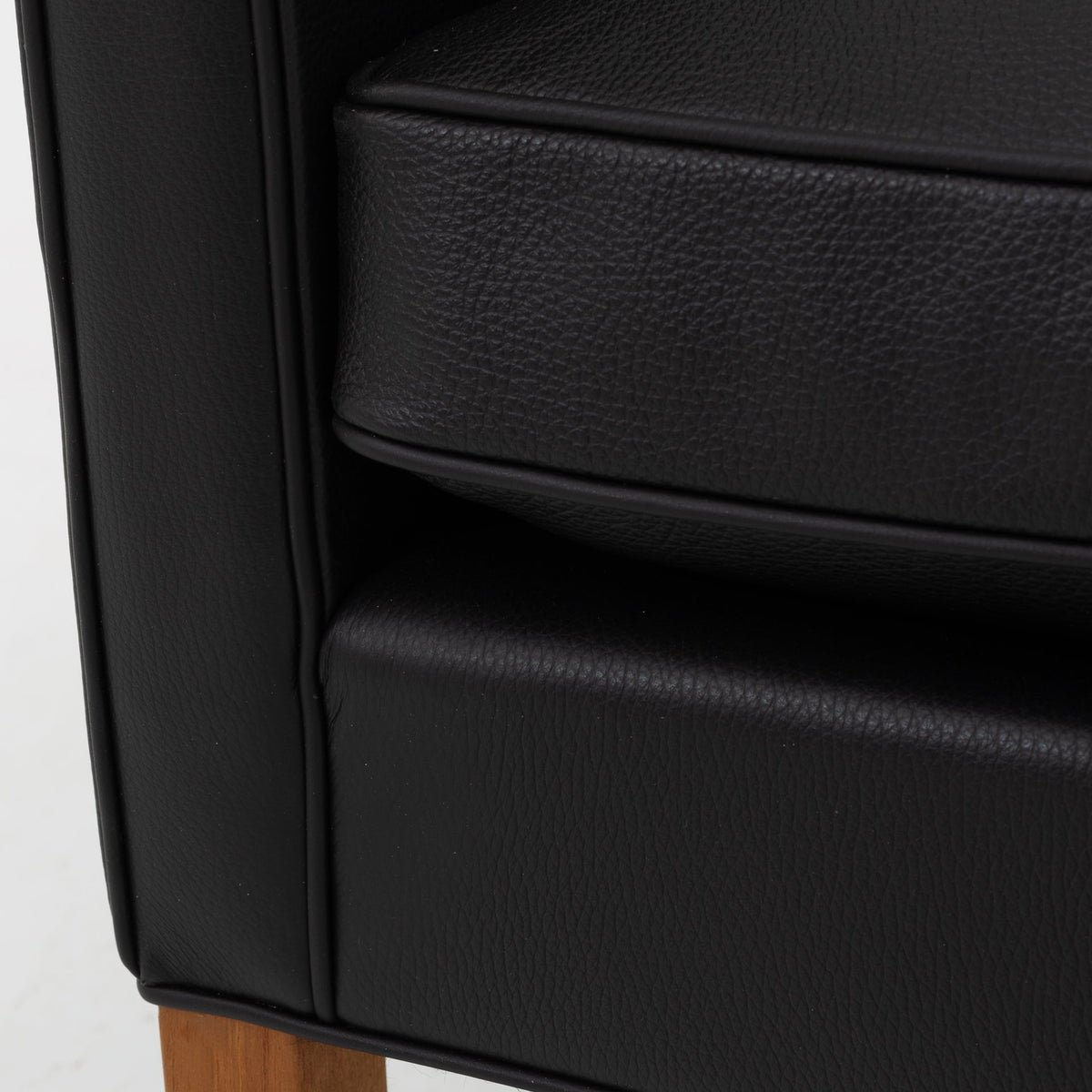 BM 2204 - A pair of Wingback Chairs in black leather