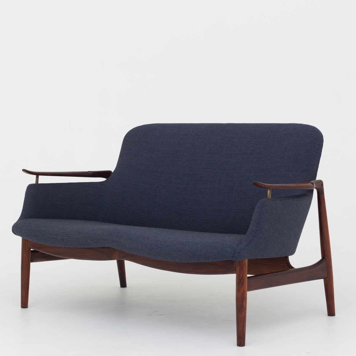 NV 53 - 2-seater sofa in rosewood