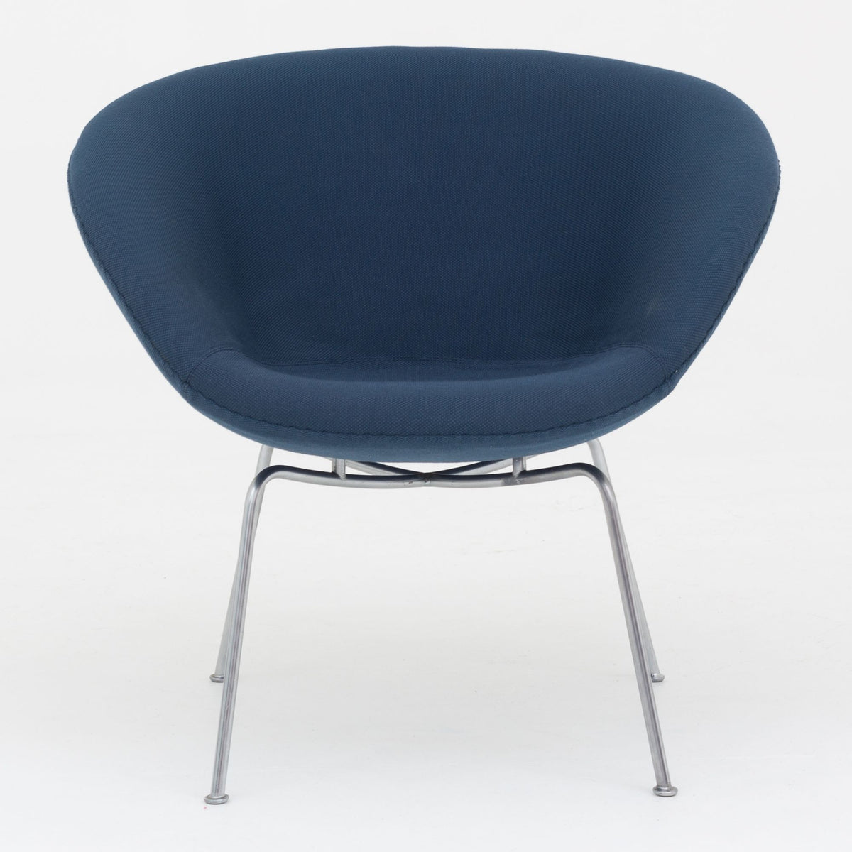 AJ 3318 - Reupholstered "The Pot"