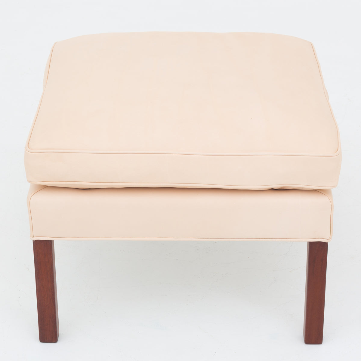 BM 2202 - foot stool in nature leather
