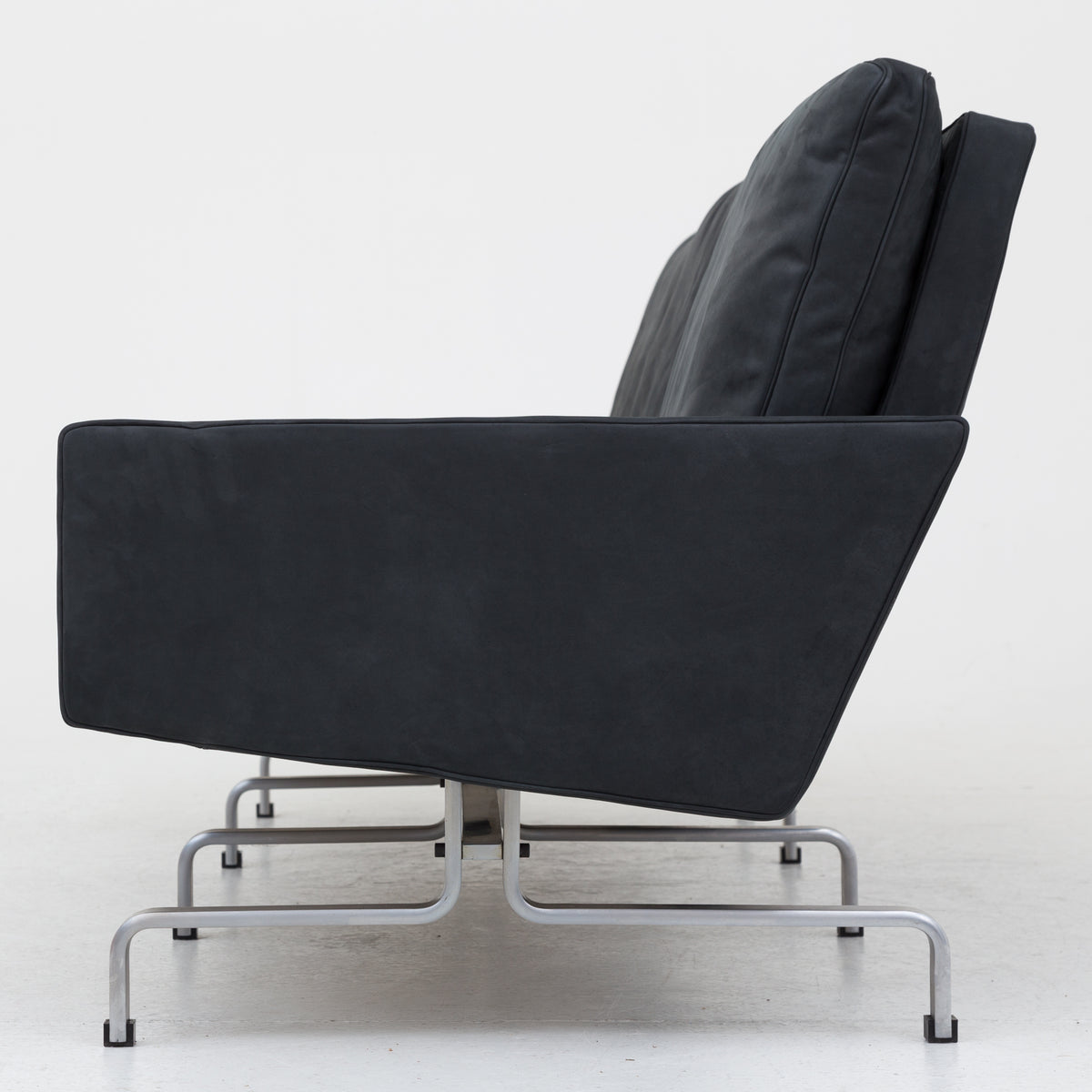 PK 31/3 - 3-seater sofa in Dunes Anthrazite