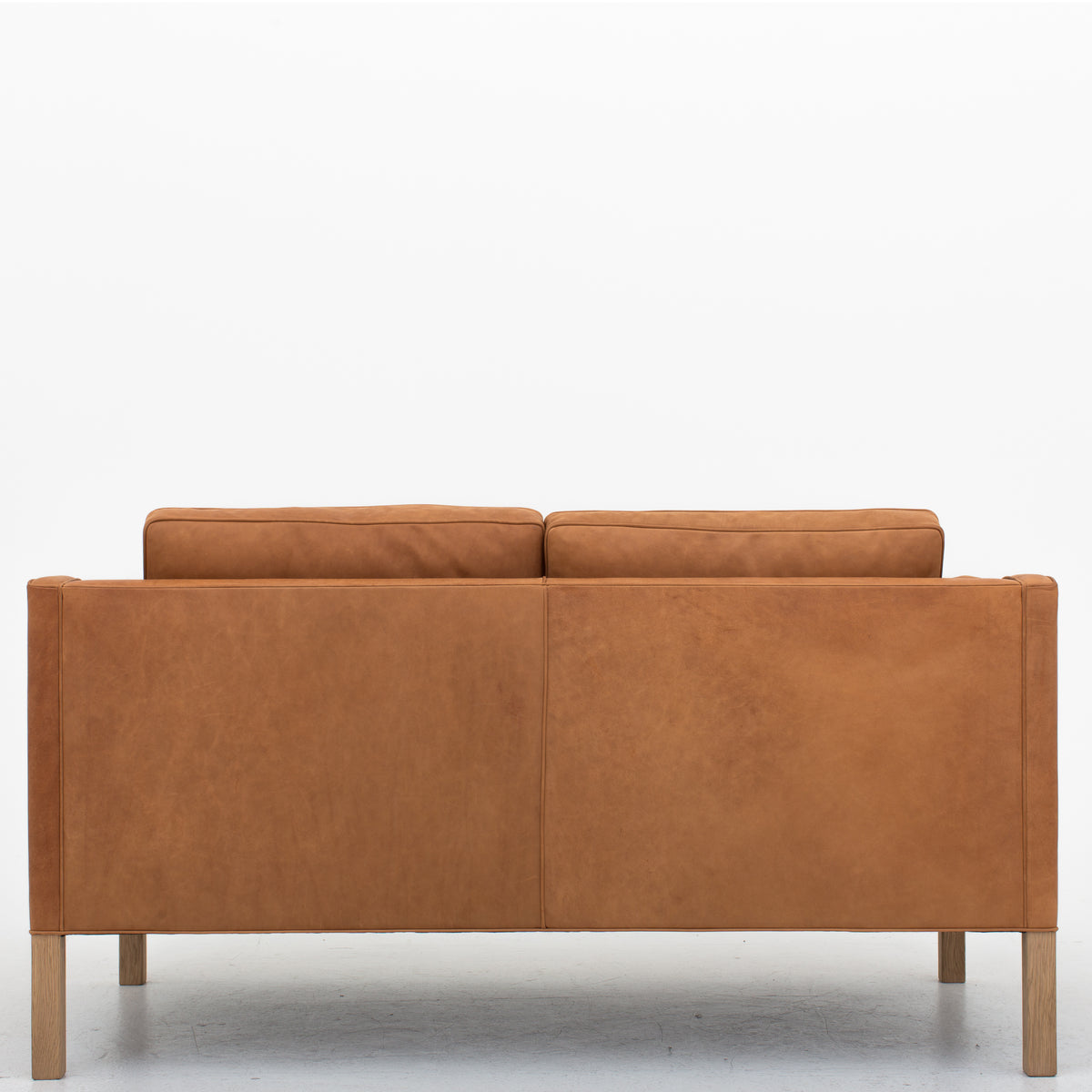 BM 2212 - 2-seater sofa in Dunes Cognac